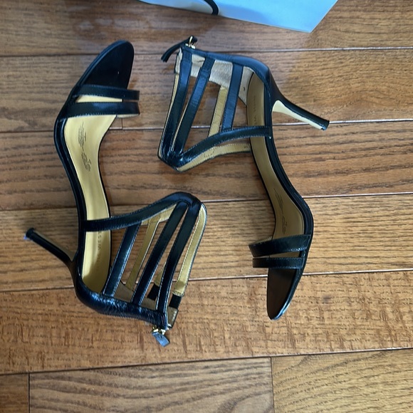 Nine West Gee Louis Black Genuine Leather Sandals - Picture 8 of 9